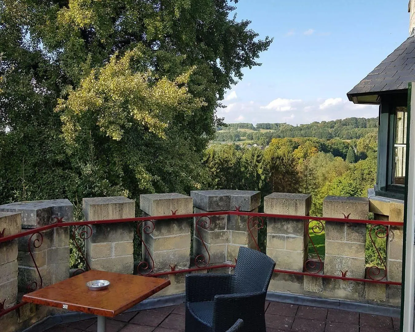 Hotel Kasteel Geulzicht Maastricht 4*,
